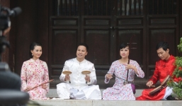 Xẩm gần gũi với khán giả trẻ qua MV 'Bốn mùa hoa Hà Nội'